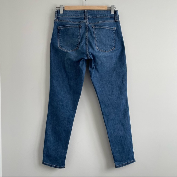 Gap True Skinny jeans in Sculpt, medium indigo - Picture 3 of 5